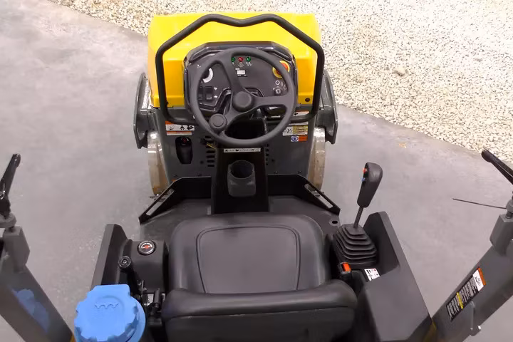 2026 Wacker Neuson RD12A-90 Premium - Image 4